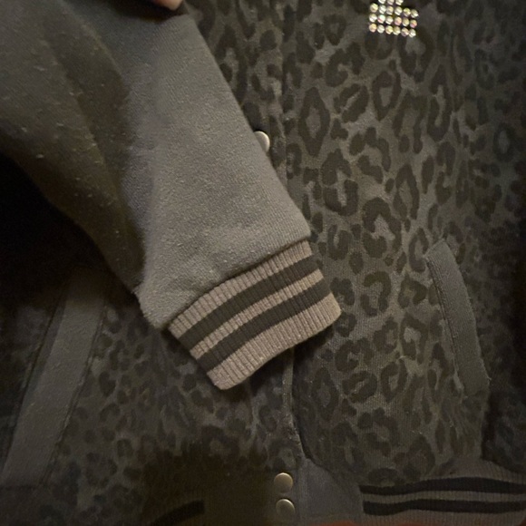 Y2K PINK Victoria's Secret Leopard Print Varsity Jacket - Picture 9 of 13